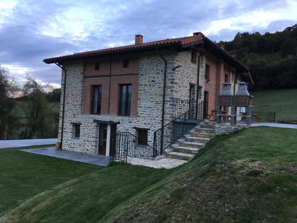 Etxeartzi Villa Arciniega Exterior photo