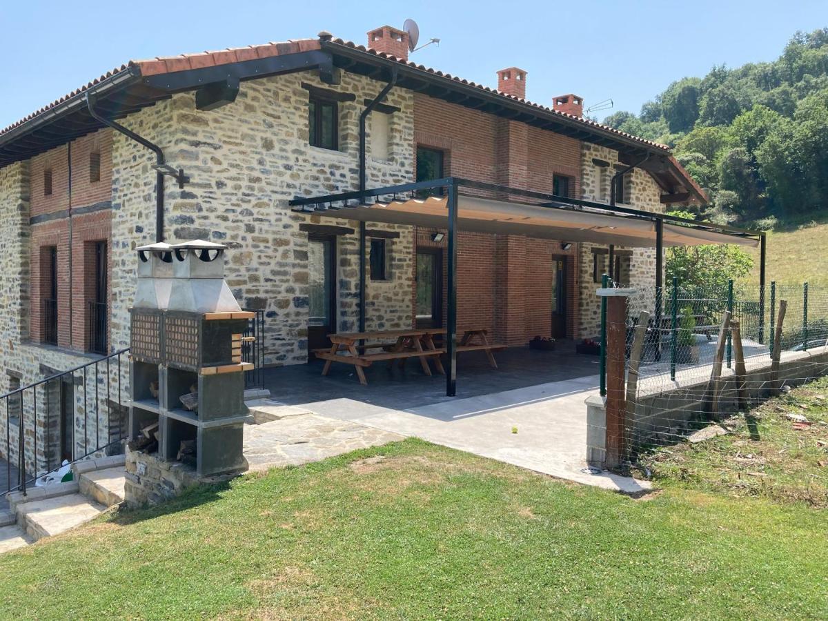 Etxeartzi Villa Arciniega Exterior photo